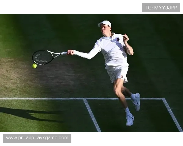 网球强力回球穿越网口直接得分 网球强力回球穿越网口直接得分